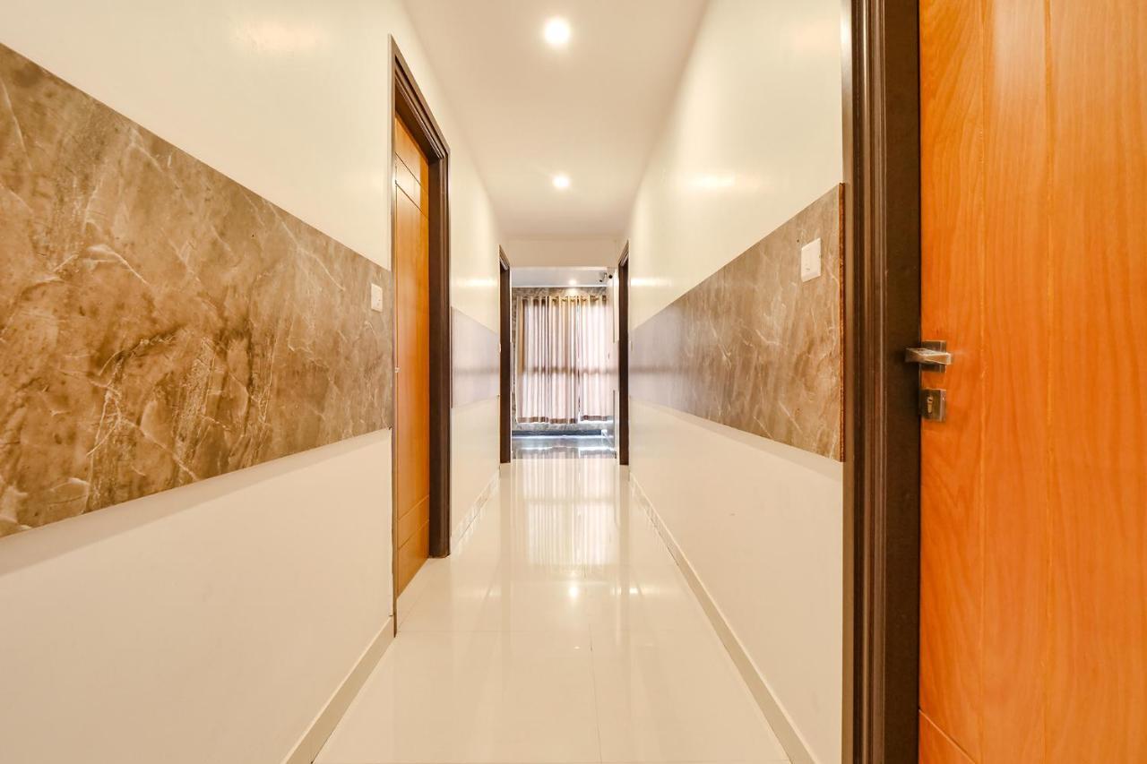 Fabexpress Krishna Suites Mysore Eksteriør billede